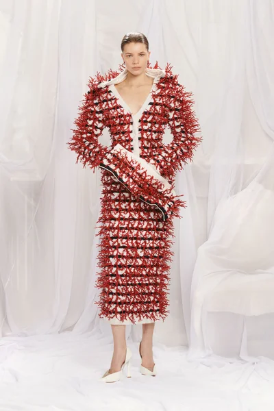 Look 14